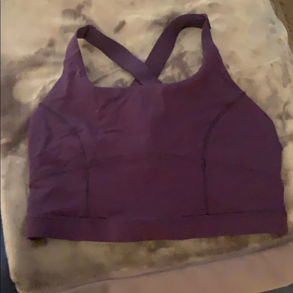 Lululemon sports bra